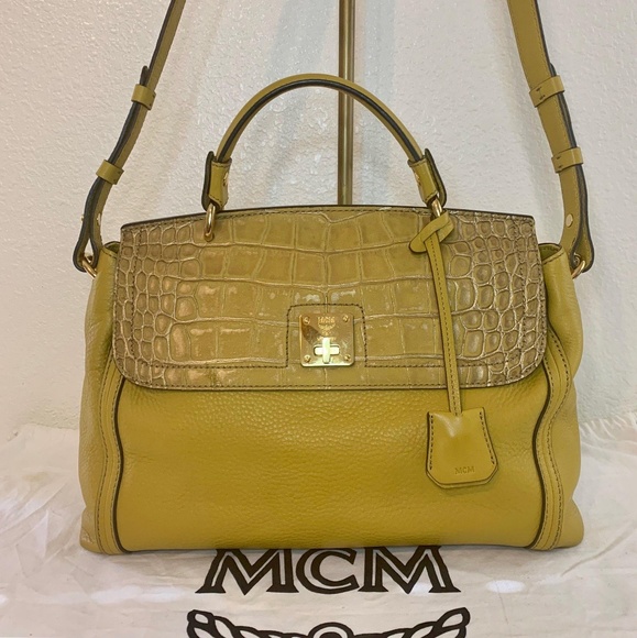 MCM Green Handbag/Crossbody Bag Authentic - Picture 2 of 8